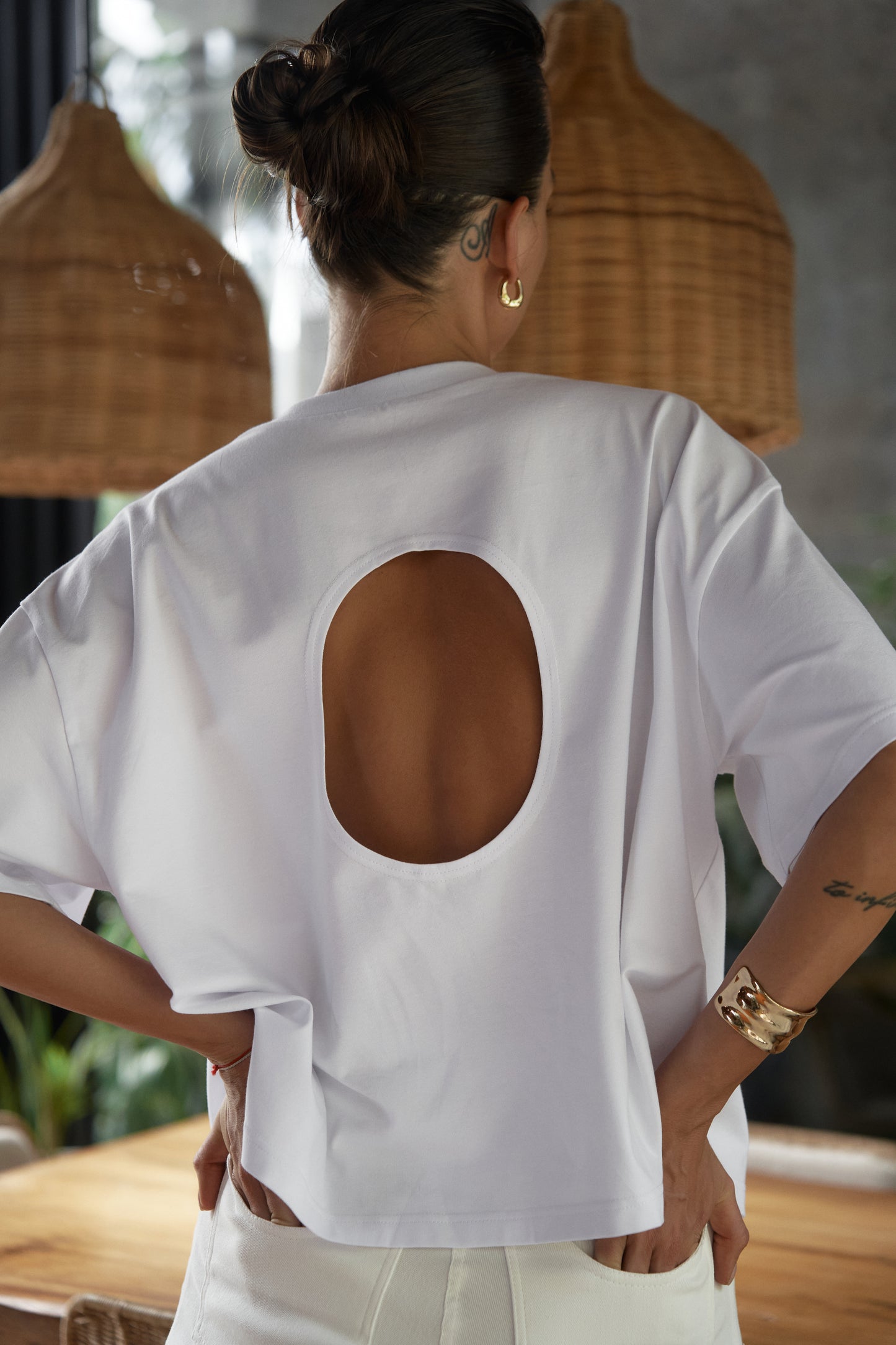 “O-back” Tee