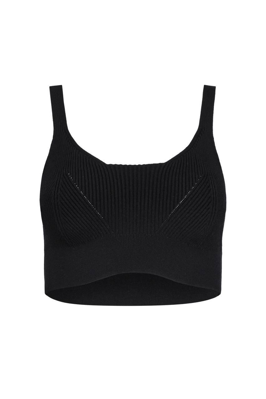Cropped top made of knitted fabric